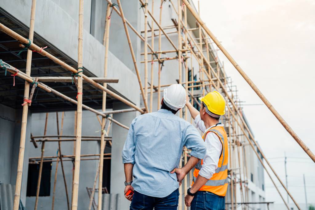 Expert bâtiment suivi travaux construction artisan projet chantier réseau indépendant